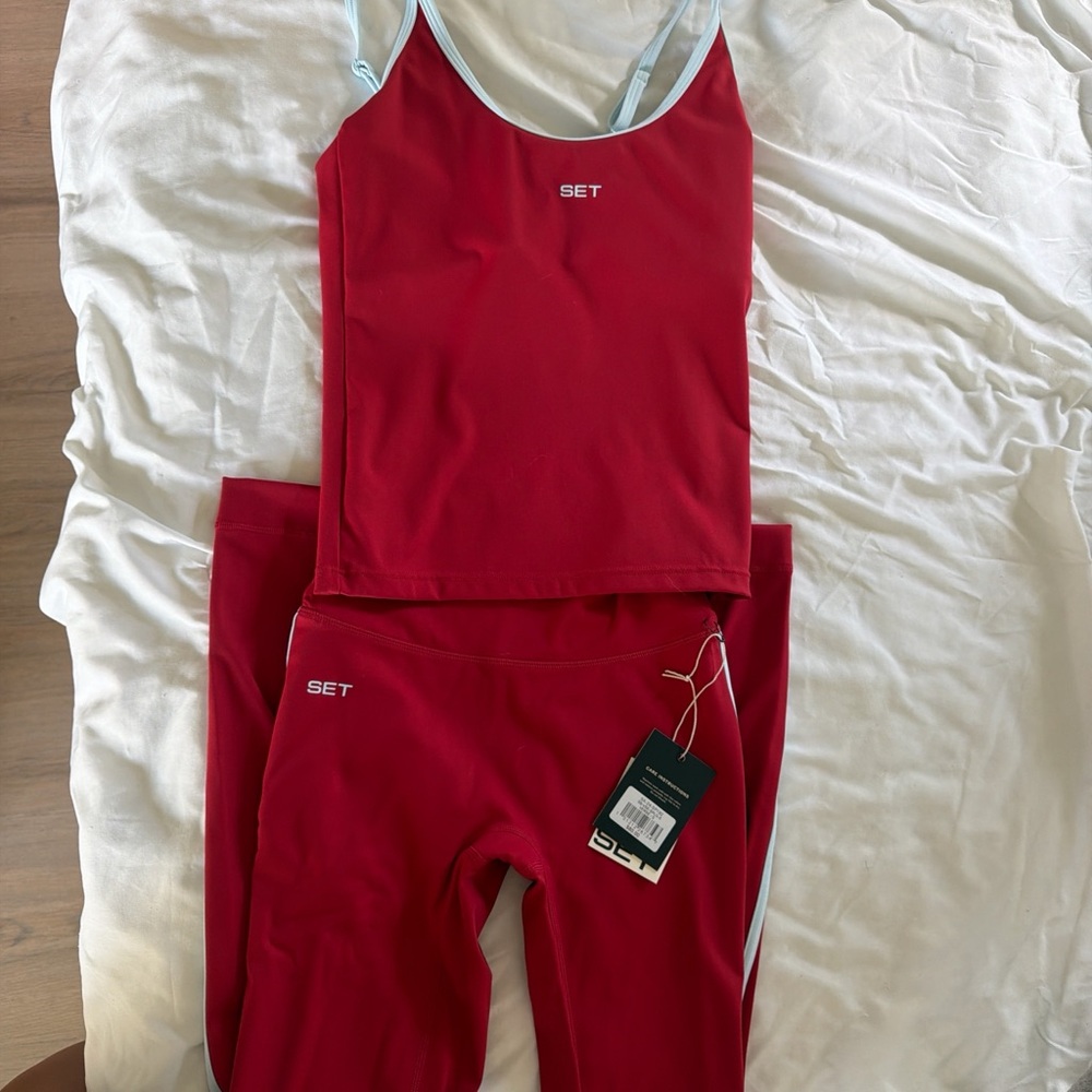SET Active Red Tank and legging set